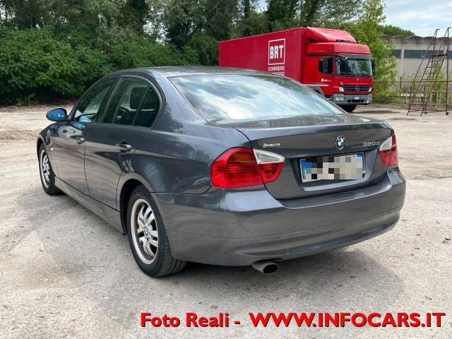 BMW 320 d cat Attiva leggi descrizione