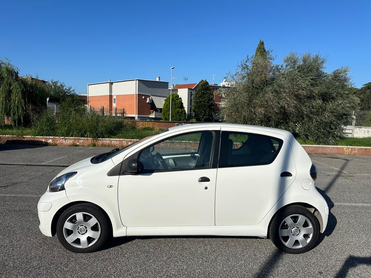 Toyota Aygo 1.0 5p E5 Connect Navi *Neopatentati