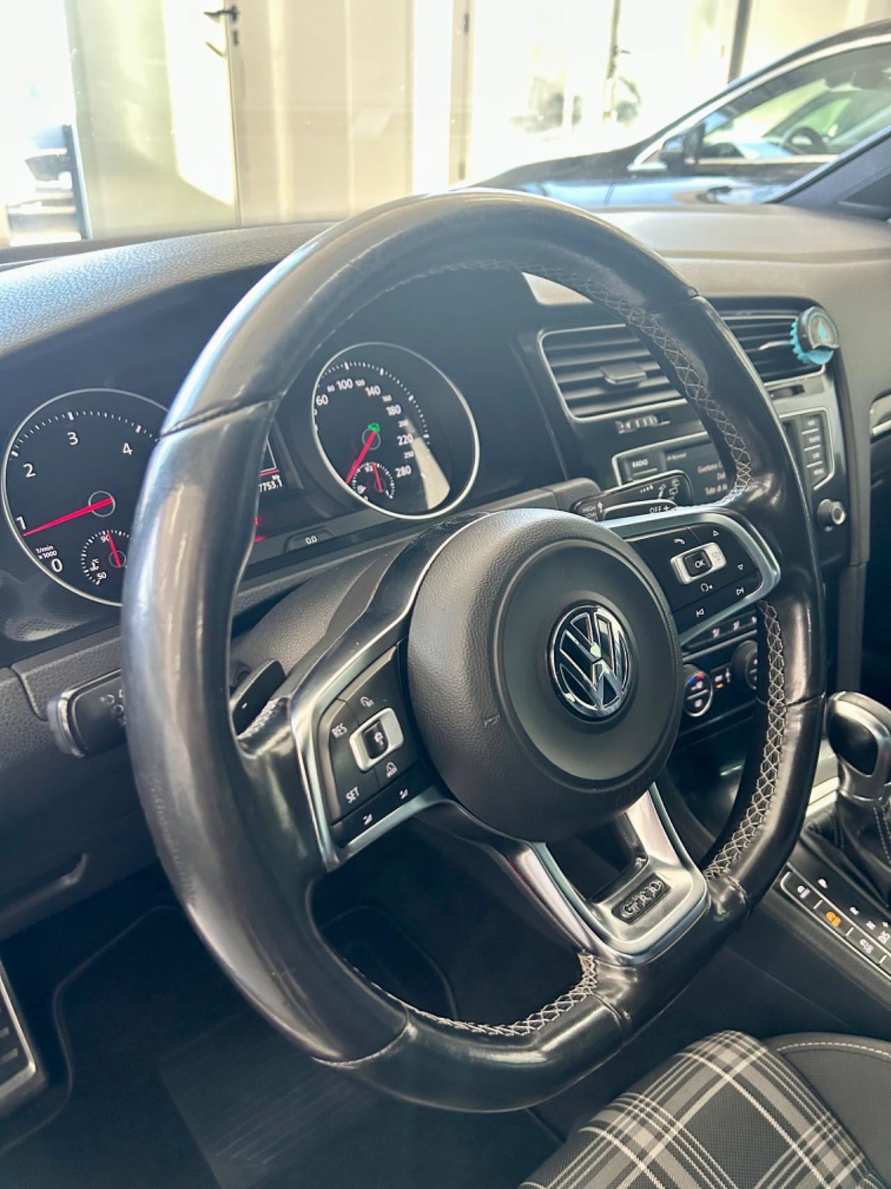 VW Golf 7 GTD 2.0 TDI DSG 5p. FINANZIABILE