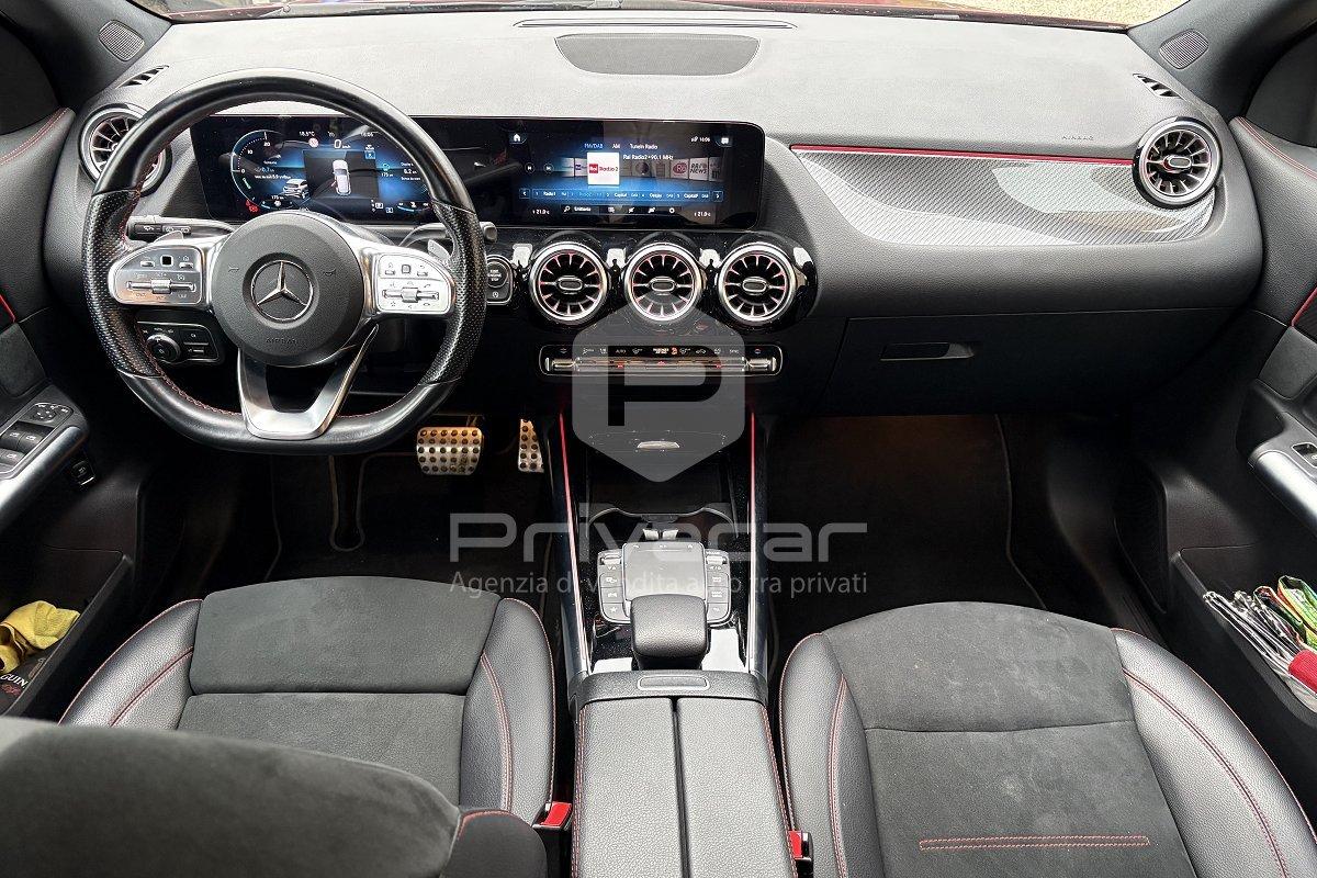 MERCEDES GLA 200 d Automatic Premium