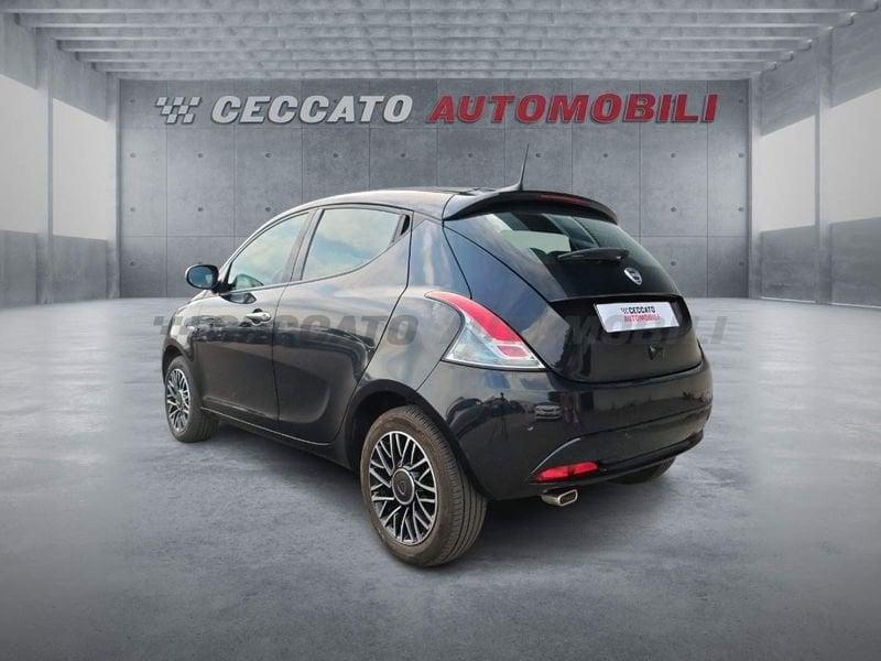 Lancia Ypsilon Ypsilon 1.0 firefly hybrid Platino s&s 70cv