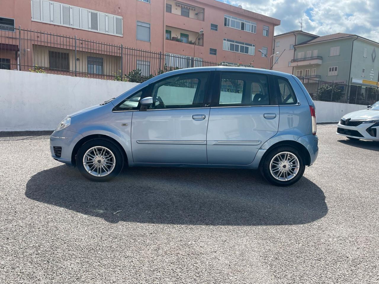 Lancia MUSA 1.3 Multijet 16V Argento