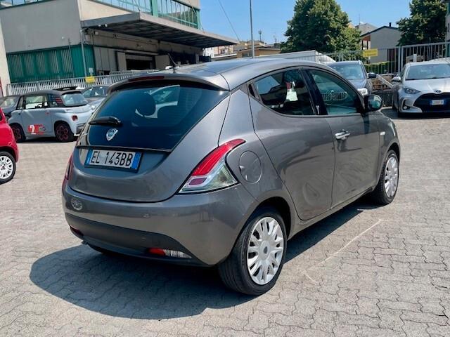 Lancia Ypsilon 1.2 69 CV 5 porte S&S Gold E5 GARANZIA 12 MESI!!!!