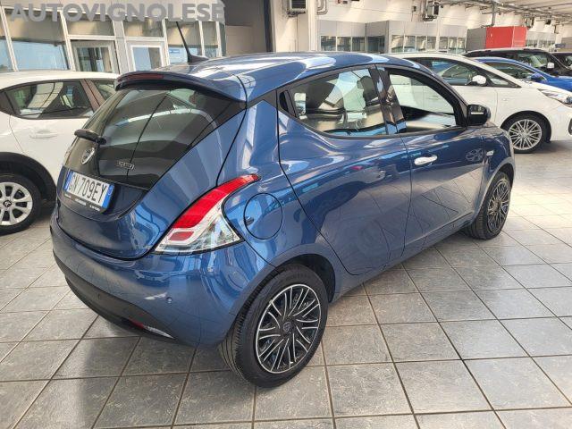 LANCIA Ypsilon 1.0 FireFly 5 porte Hybrid Gold-5 posti-fendi-Sens