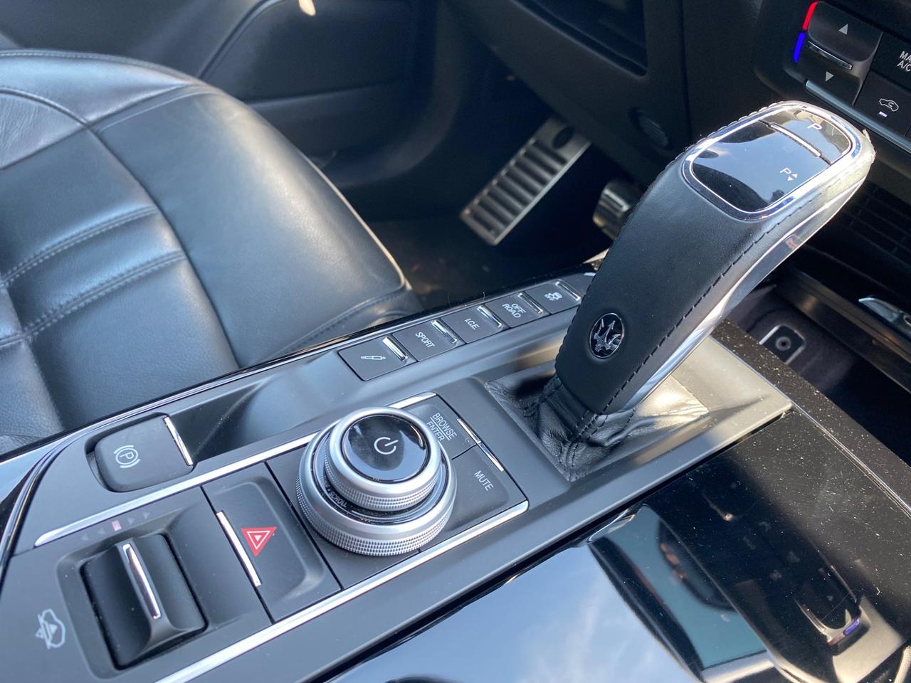 Maserati Levante Q4 3.0 350 CV V6 AWD Gransport