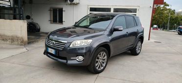 Toyota RAV 4 RAV4 2.2 D-4D 150 CV "AUTOMATICA"