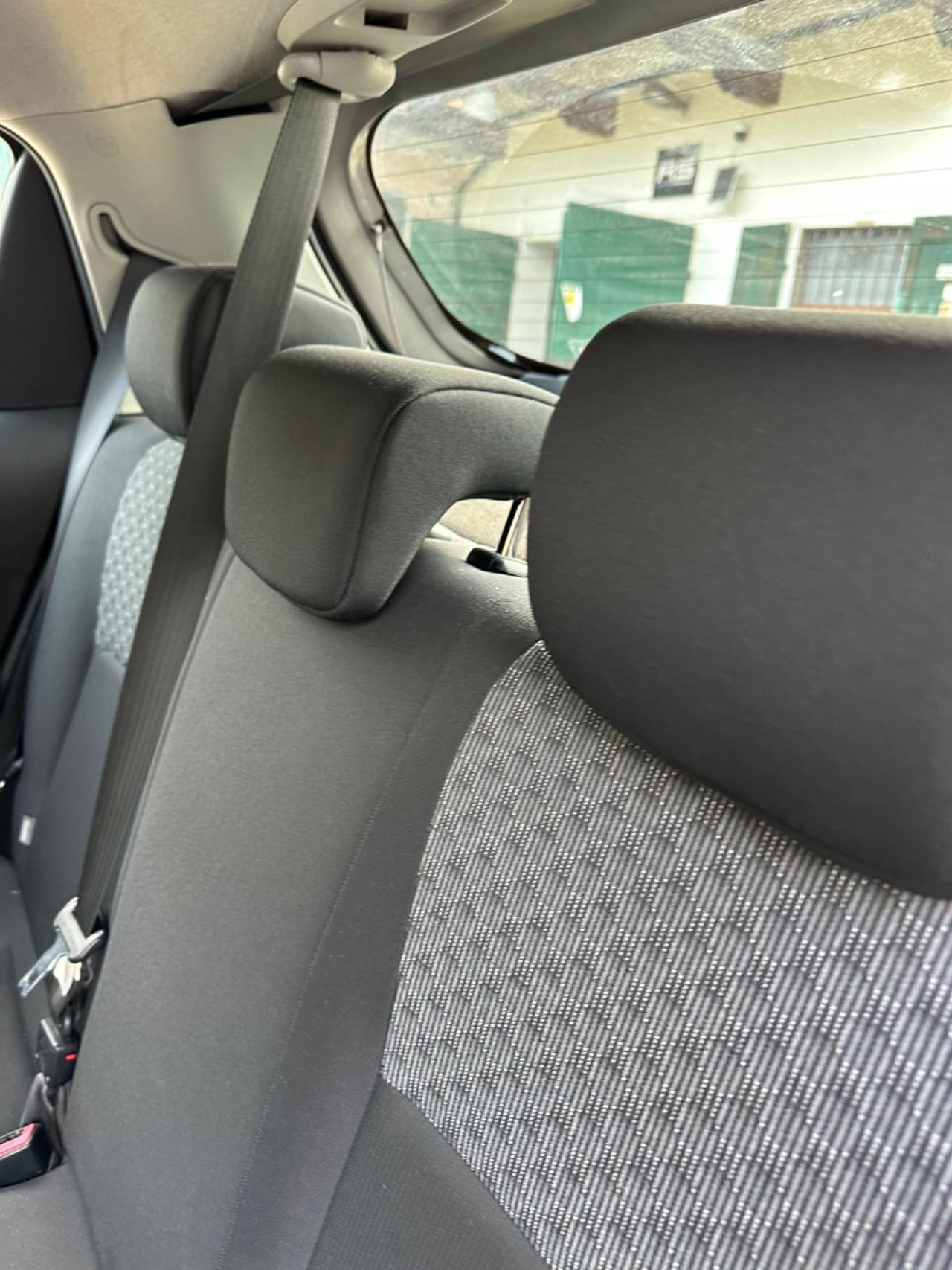 Toyota YARIS 1.0 5P ACTIVE KMCERT GARANZ UNICOPR