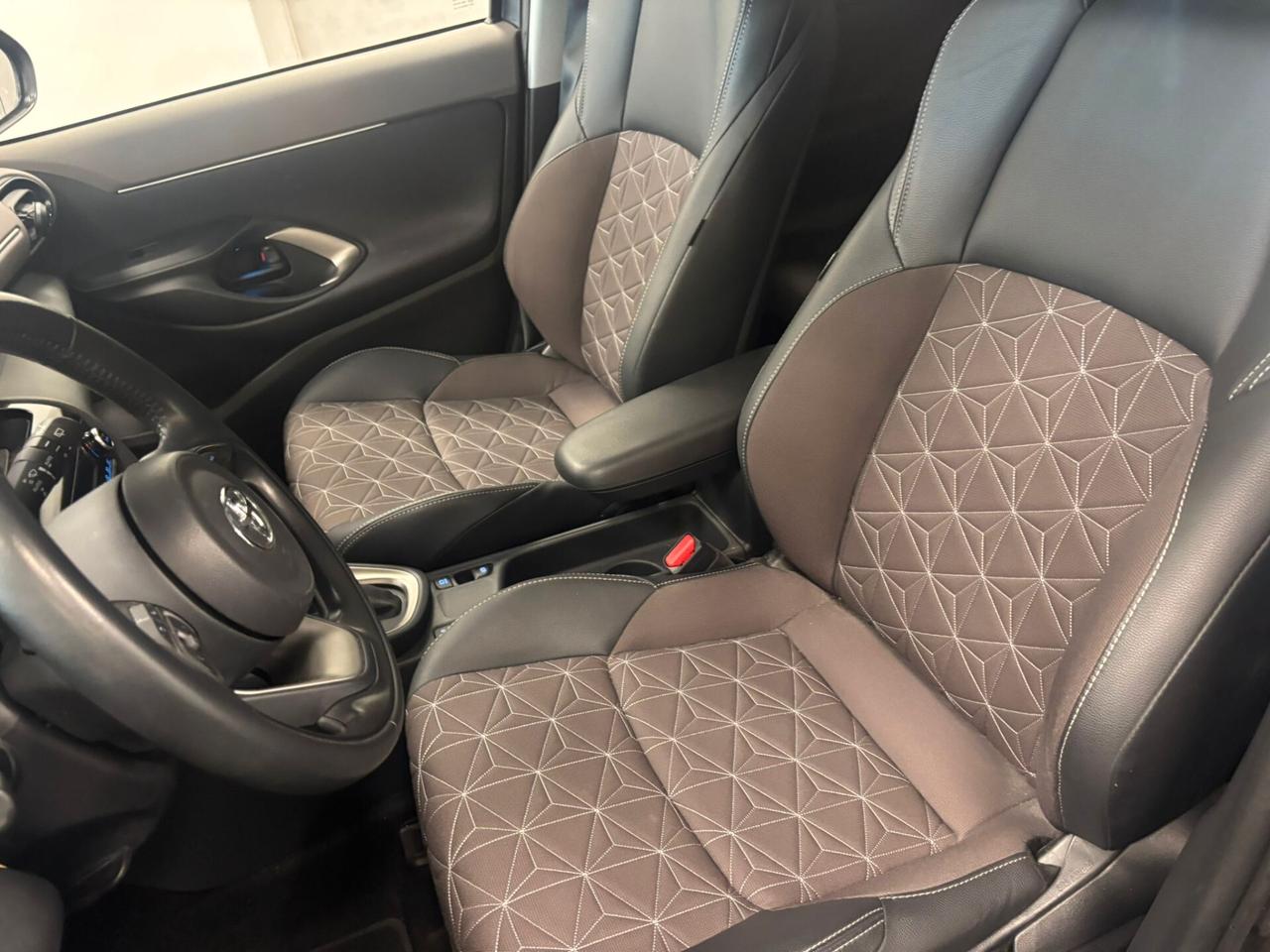 Toyota Yaris Cross 1.5 Hybrid 5p. E-CVT Lounge
