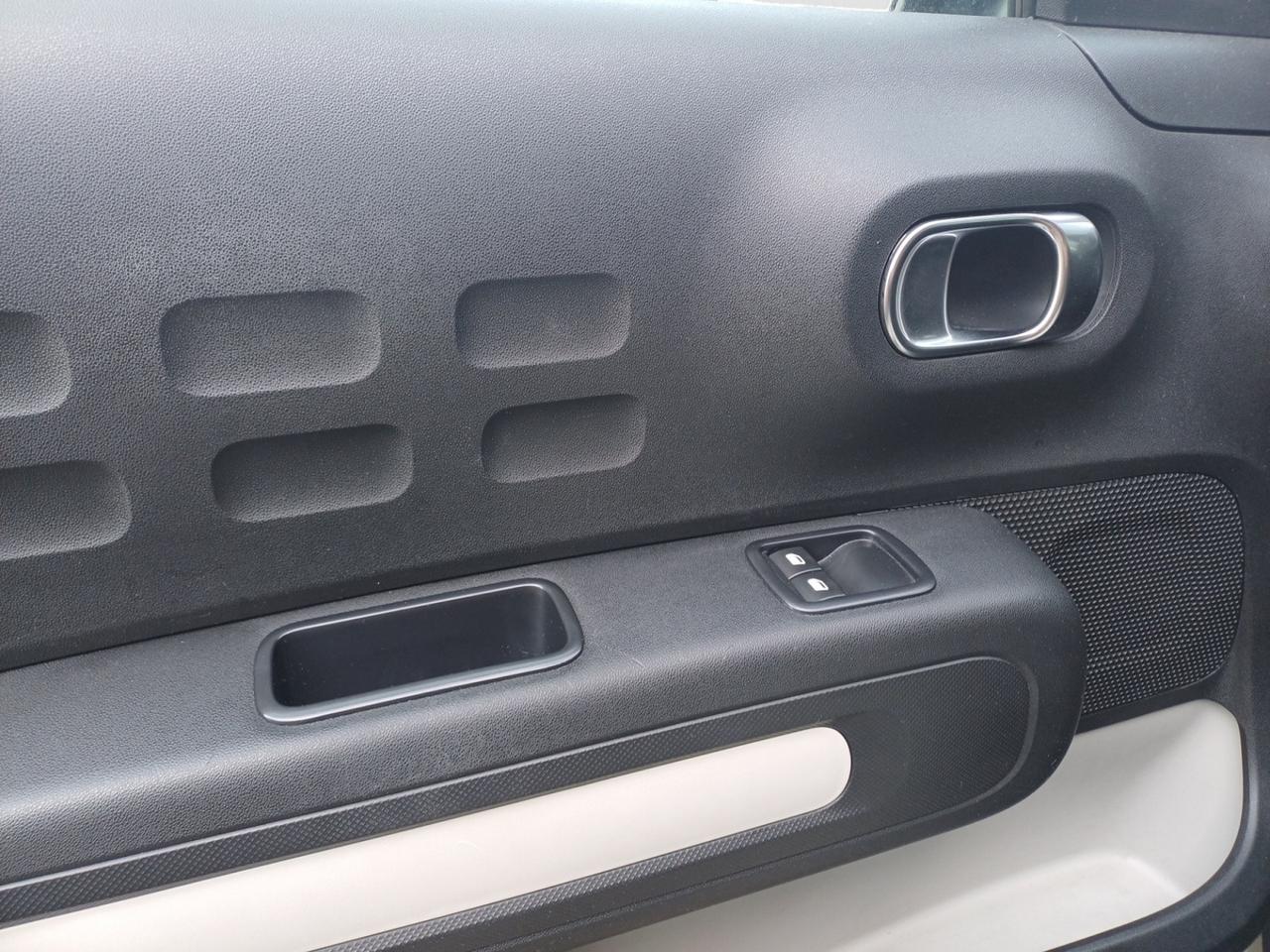 CITROEN C3 3ª serie - C3 PureTech 83 S&S C-Series
