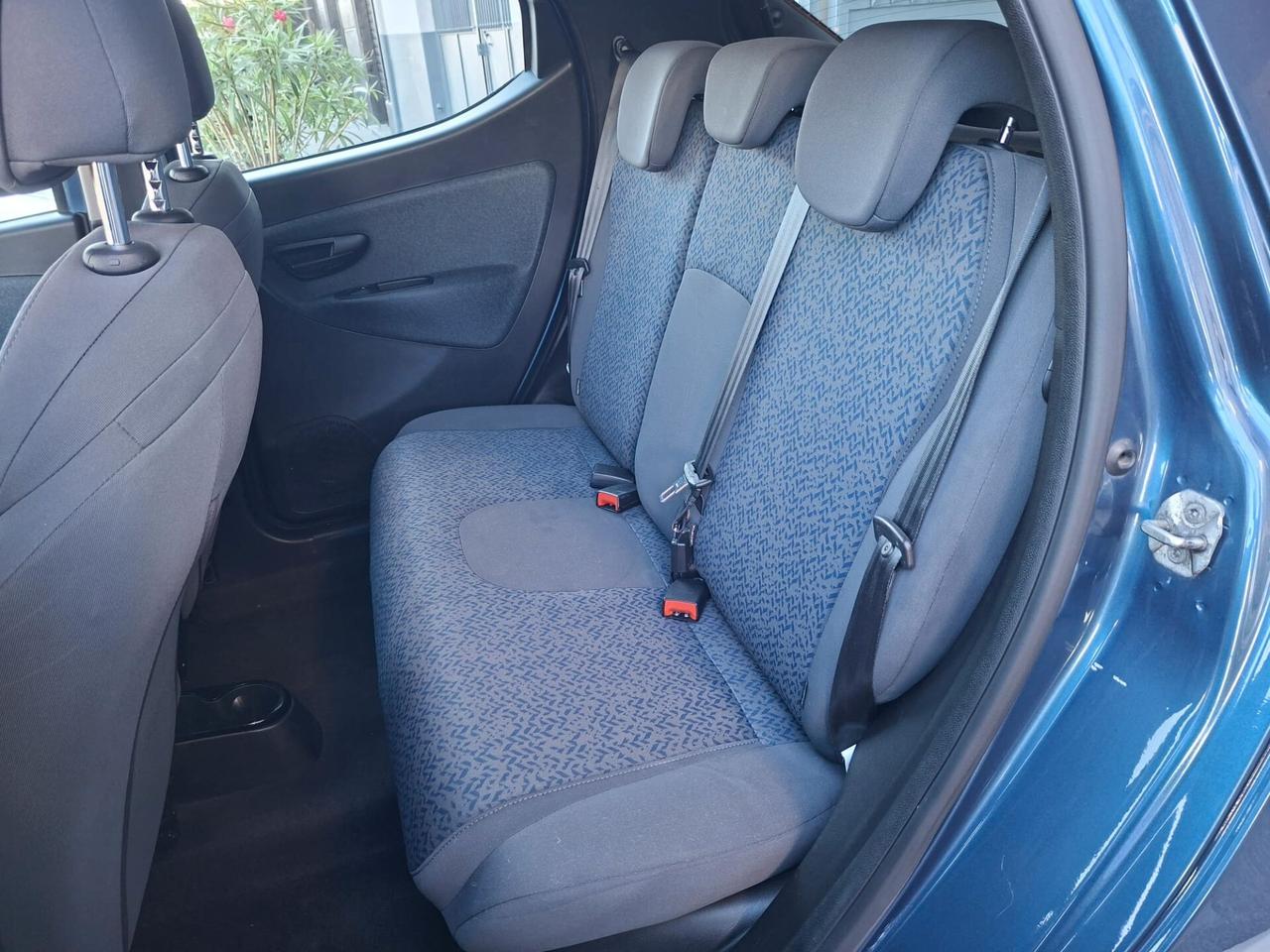 Lancia Ypsilon 1.0 FireFly 5 porte S&S Hybrid Silver - Vettura aziendale, unico proprietario.