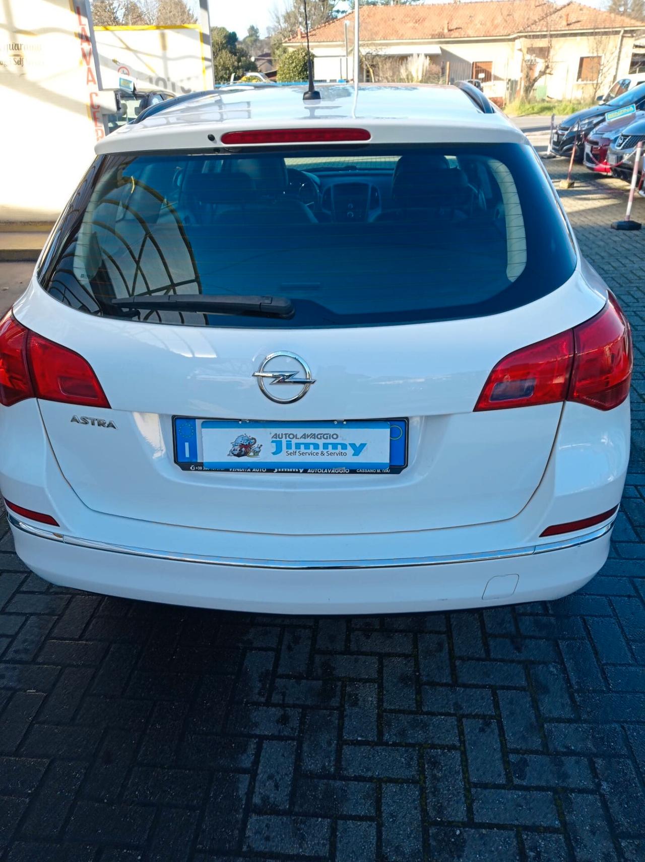 Opel Astra 1.4 Turbo 140CV 4 porte GPL Tech Advance