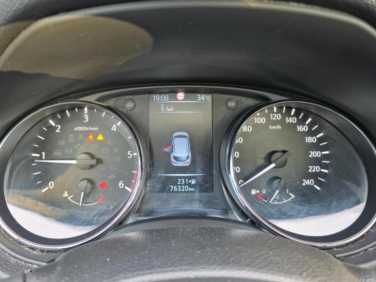 Nissan Qashqai 1.5 dCi Tekna CV-110 E5B Manuale NEO 2015