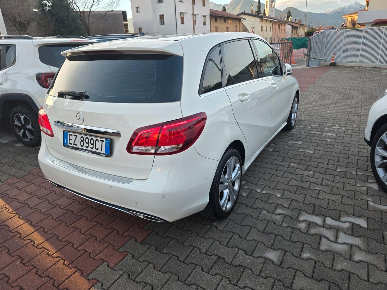 Mercedes-benz B 180 Premium perfetta e garantita 12 M