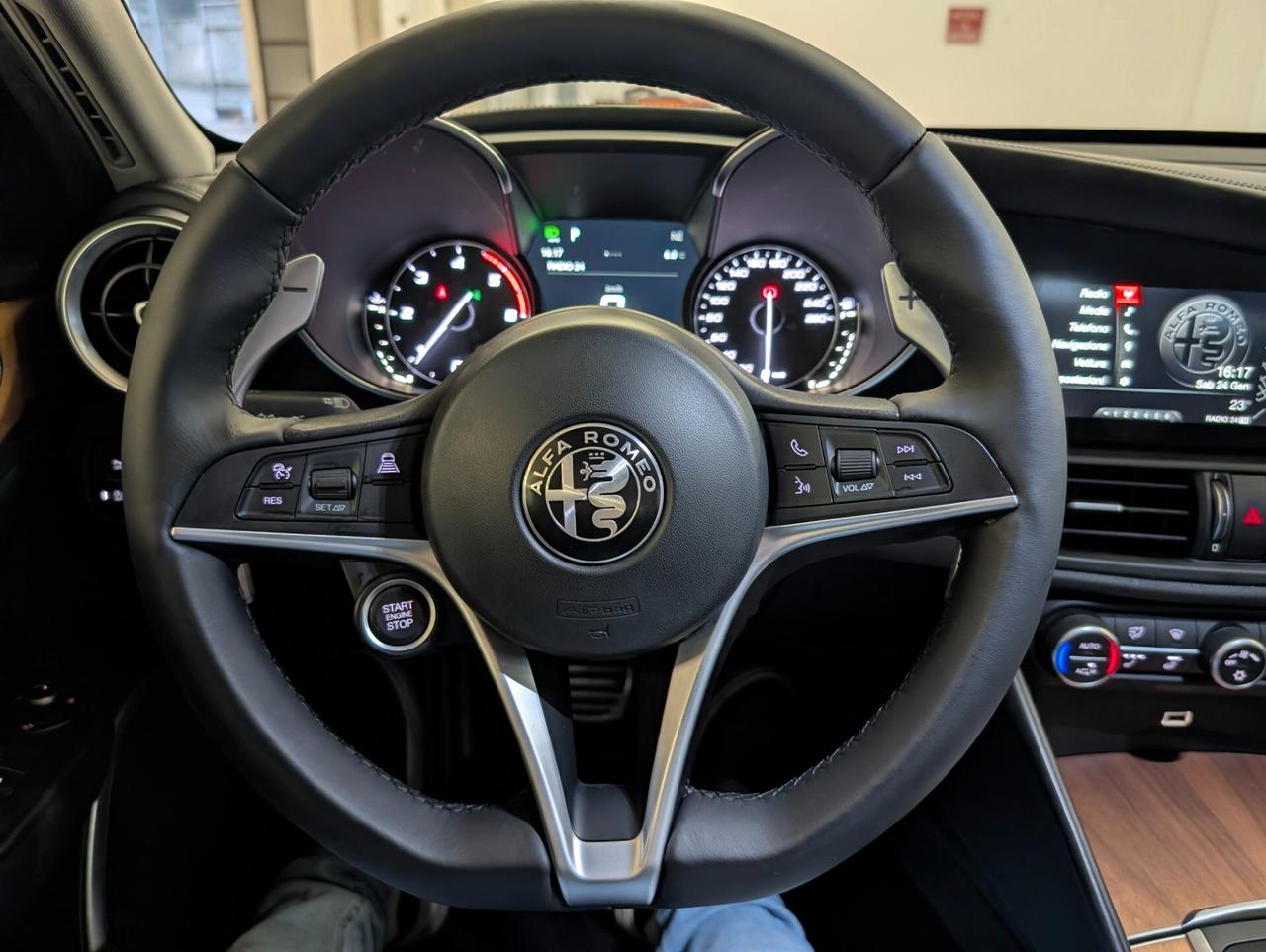 Alfa Romeo Giulia 2.2 Turbodiesel 210 CV AT8 AWD Q4 Veloce