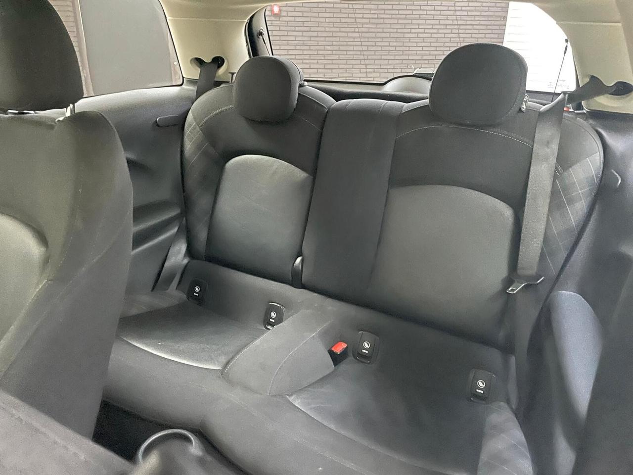 Mini Cooper D IV F56 2018 3p 1.5