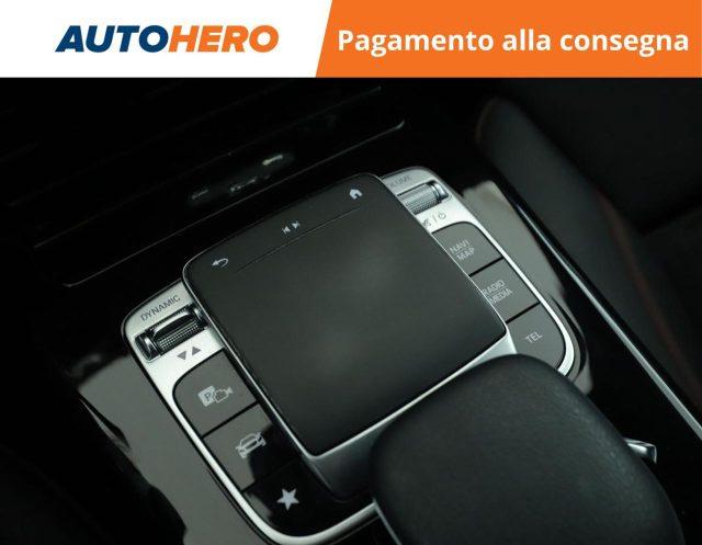 MERCEDES-BENZ A 180 d Automatic Premium