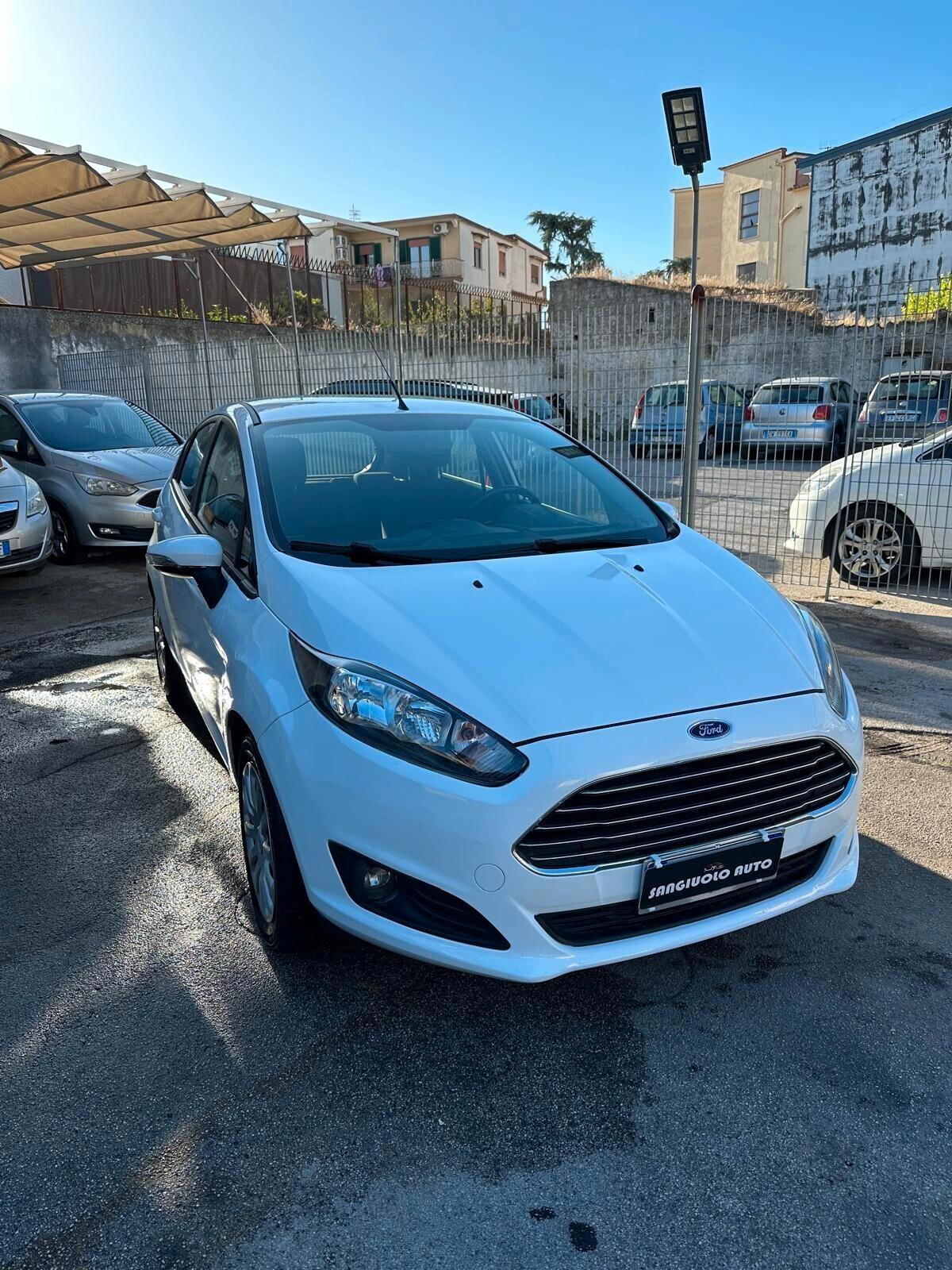 Ford Fiesta 1.5 TDCi 75CV 5 porte Titanium
