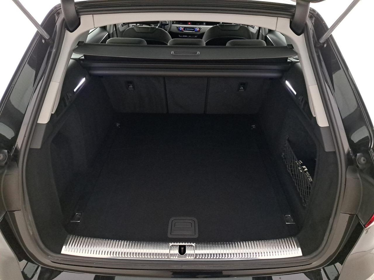 Audi A4 avant 35 2.0 tdi mhev business advanced 163cv s-tronic