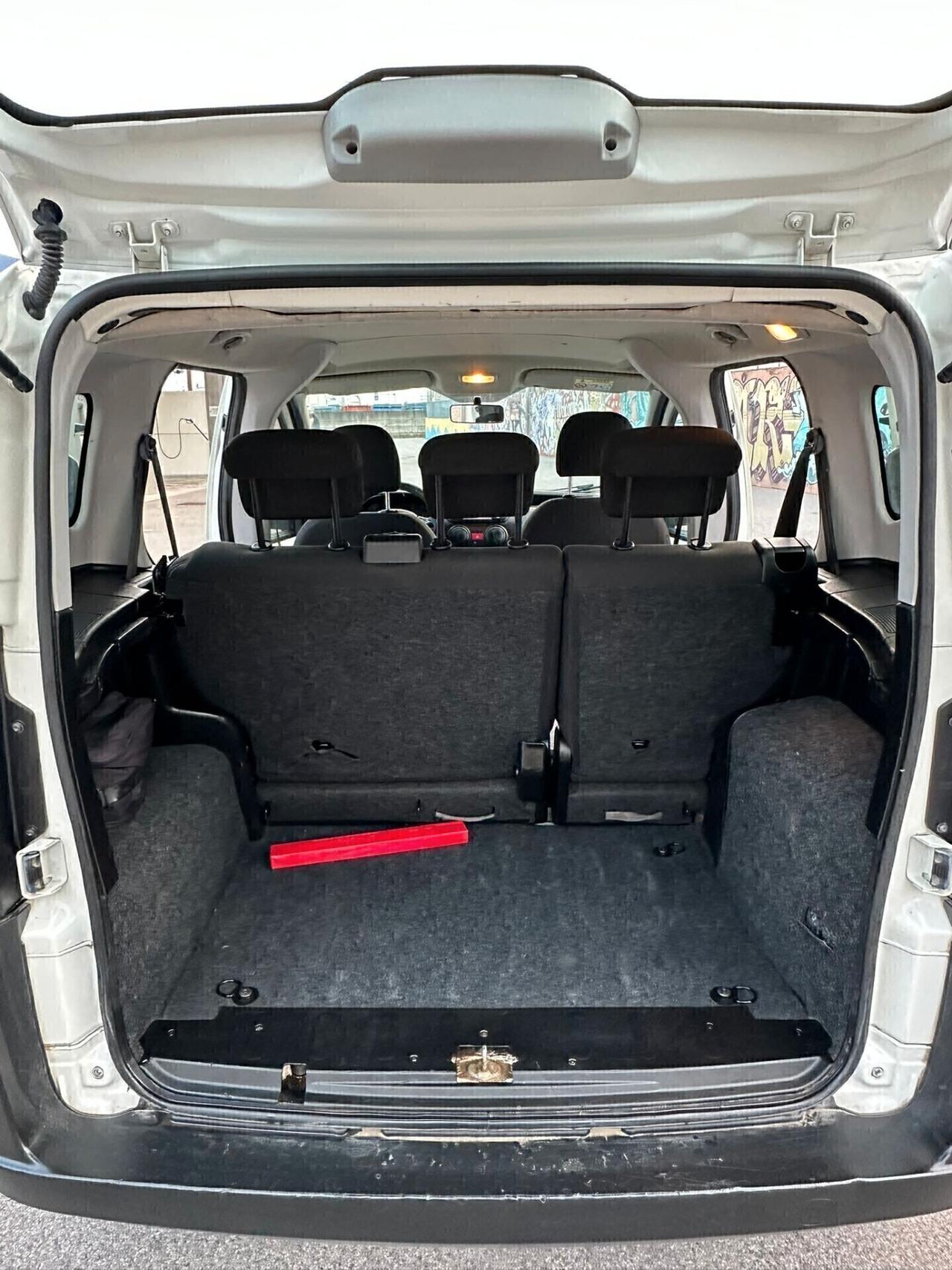 FIAT QUBO CON 4 POSTI E 177.000 KM SUPER PREZZO