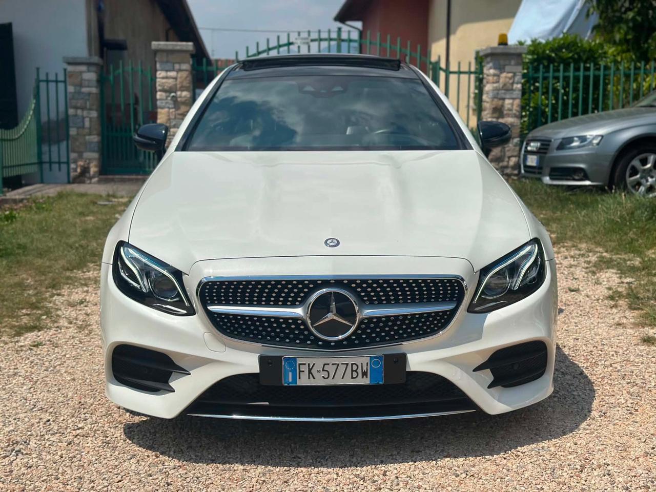 Mercedes-benz E220d 4MATIC PREMIUM PLUS FULLOPT KMCERT