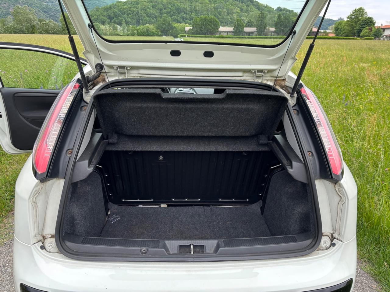 Fiat Punto Evo 1.4 benzina euro 5 PARI AL NUOVO