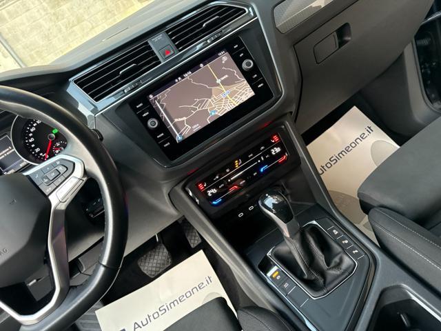 VOLKSWAGEN Tiguan 2.0 TDI 150 CV SCR DSG Life TELECAMERA