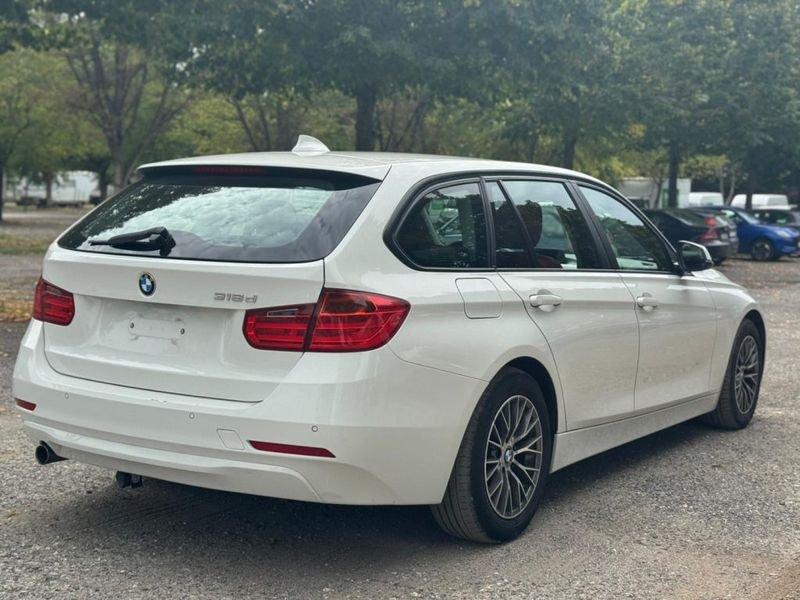 BMW Serie 3 Touring 318 d Touring “PELLE ROSSO CARTIER”