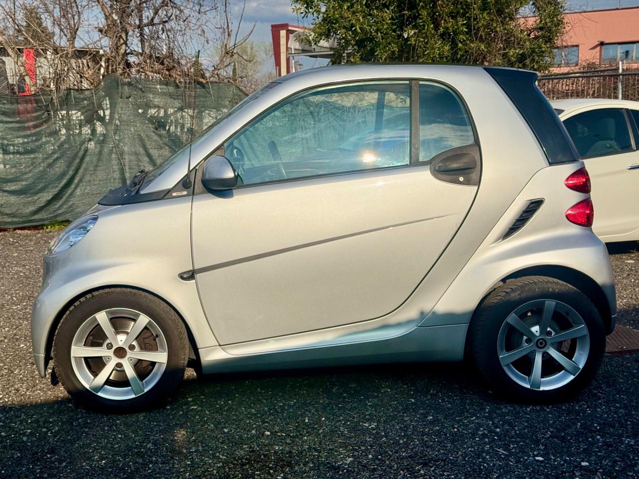 Smart ForTwo 1.0 Benzina 71cv Neopatentati 2010