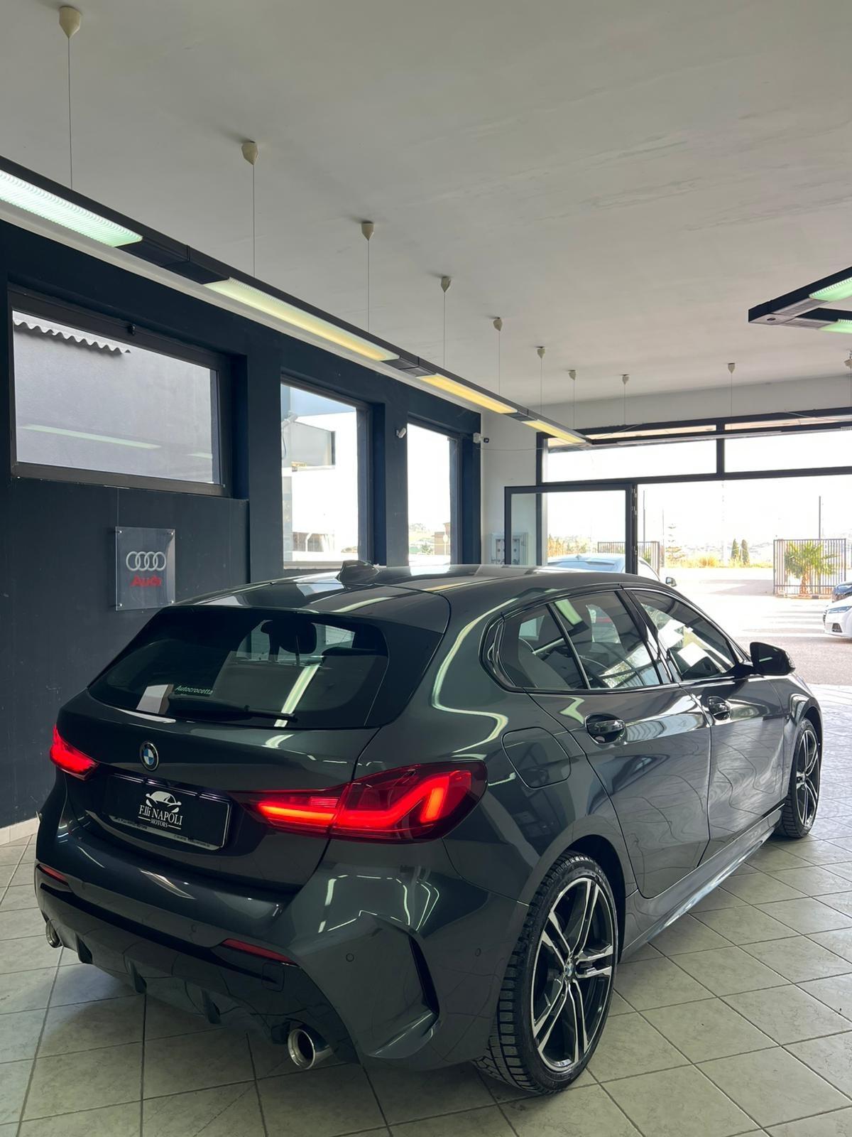 Bmw 118 118d 5p. Msport