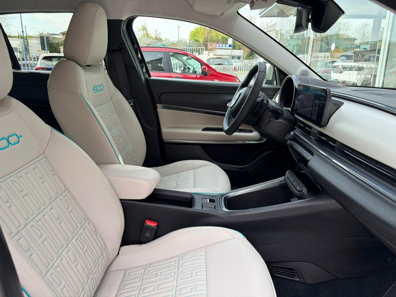 Fiat 600 Hybrid 110 CV DCT MHEV La Prima