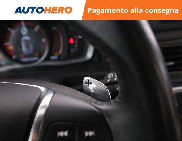 VOLVO XC70 D4 AWD Geartronic Momentum