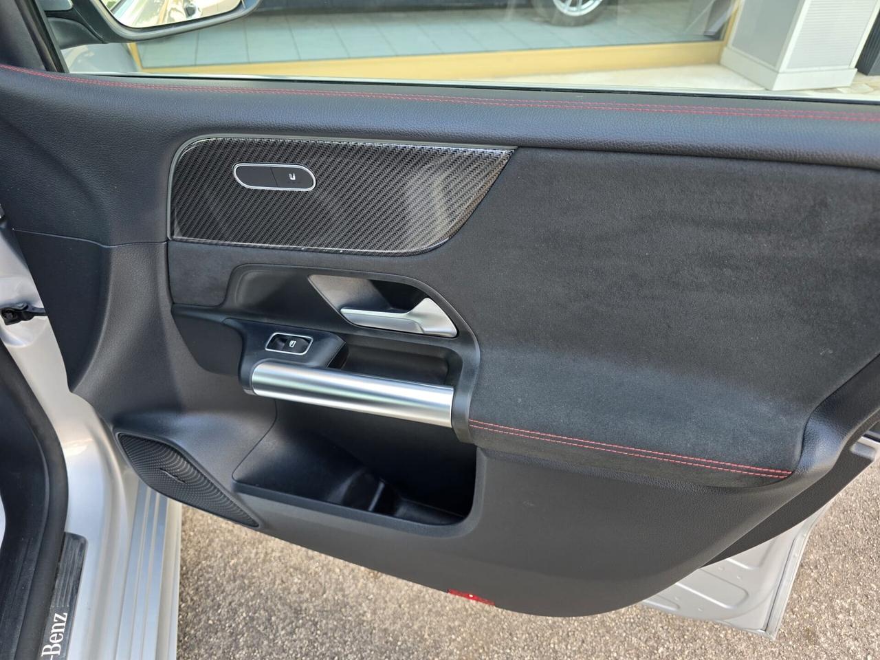 Mercedes B 180 d Aut. Premium Amg Line AMBIENTE LIGHT