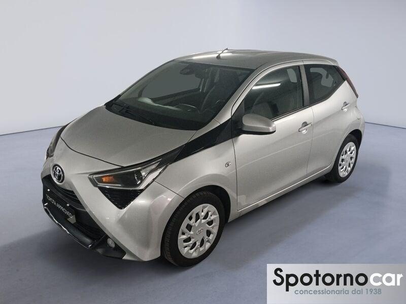 Toyota Aygo Aygo Connect 1.0 VVT-i 72 CV 5 porte x-play