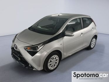 Toyota Aygo Aygo Connect 1.0 VVT-i 72 CV 5 porte x-play
