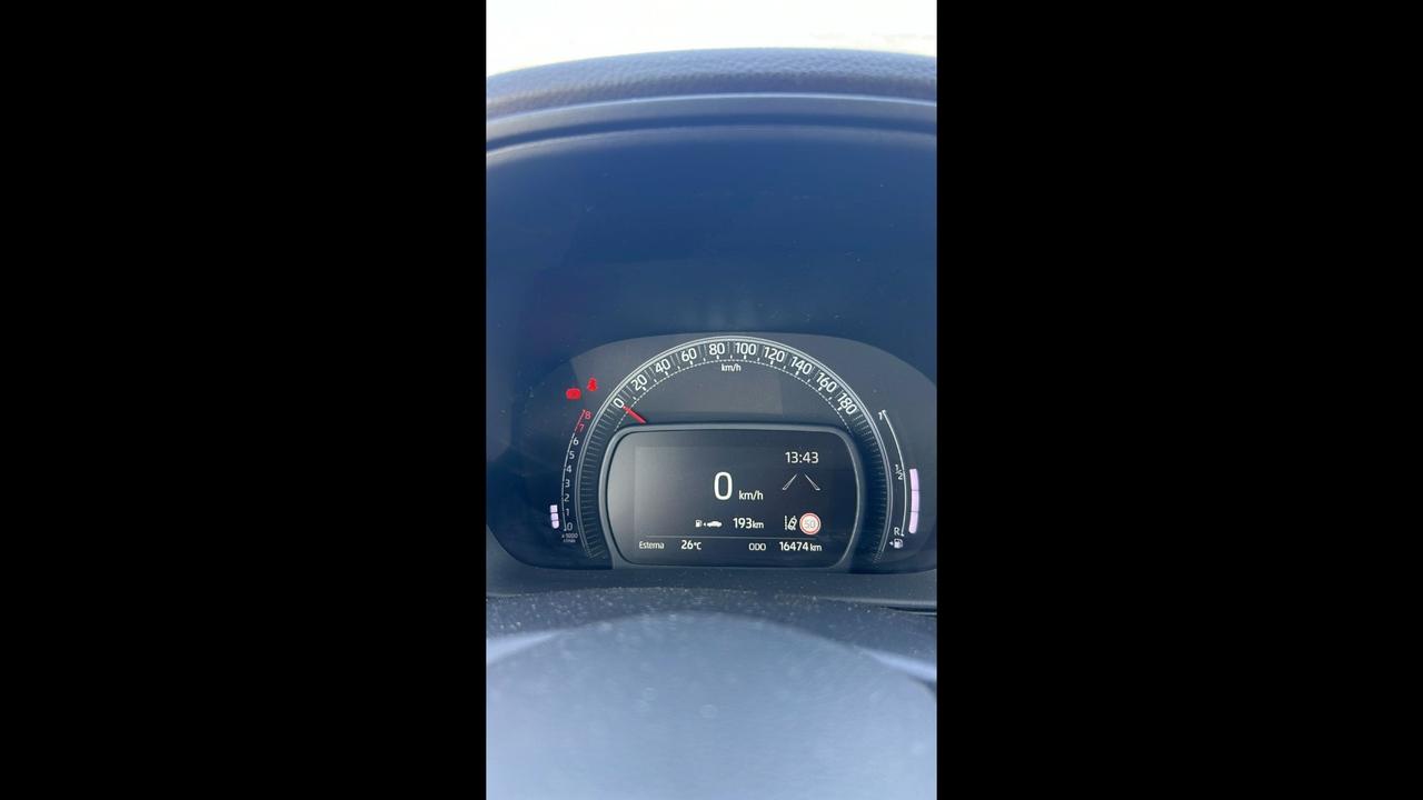 TOYOTA Aygo X - Aygo X 1.0 Active 72cv