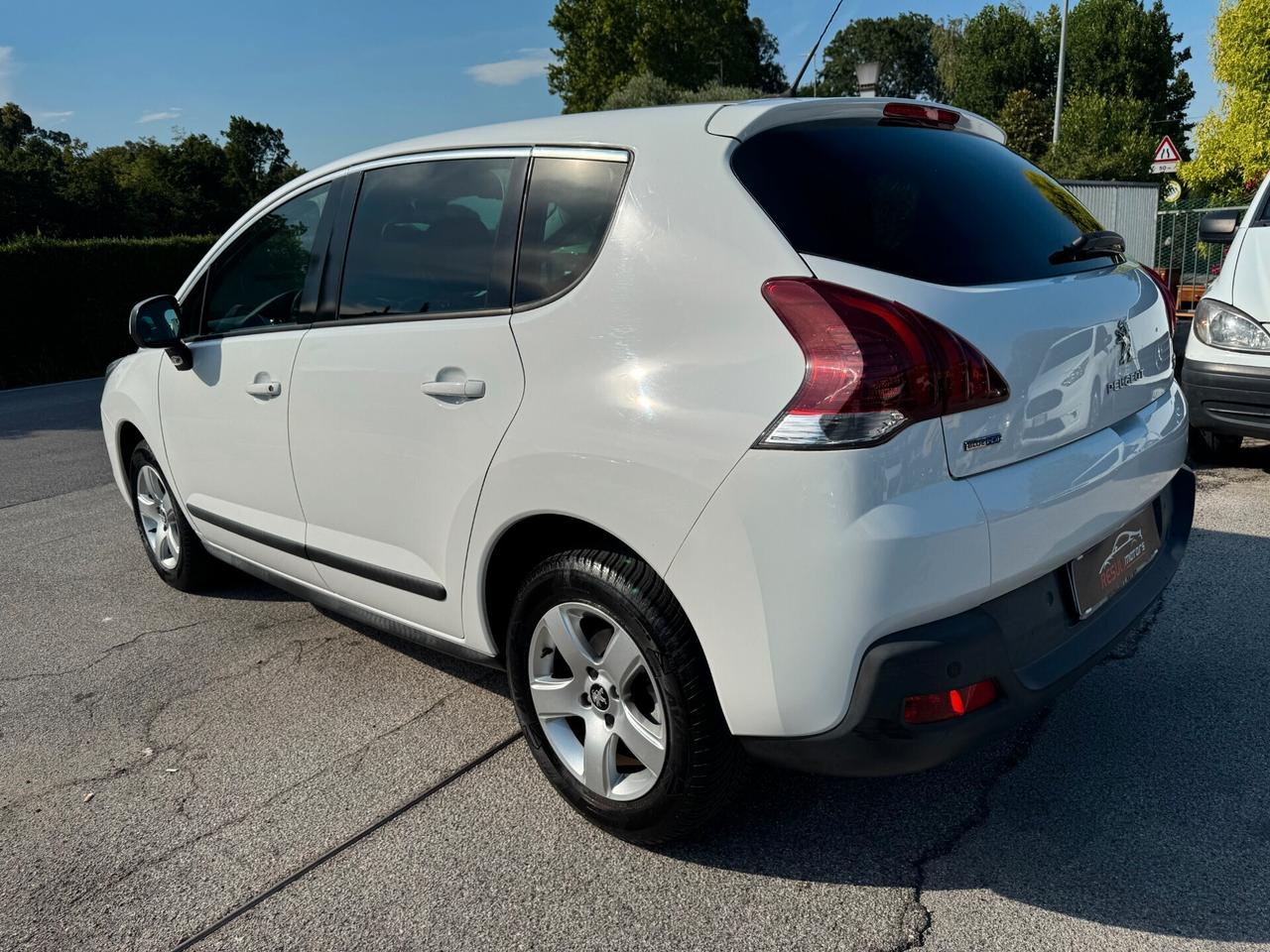 Peugeot 3008 BlueHDi 120 S&S Active Mix
