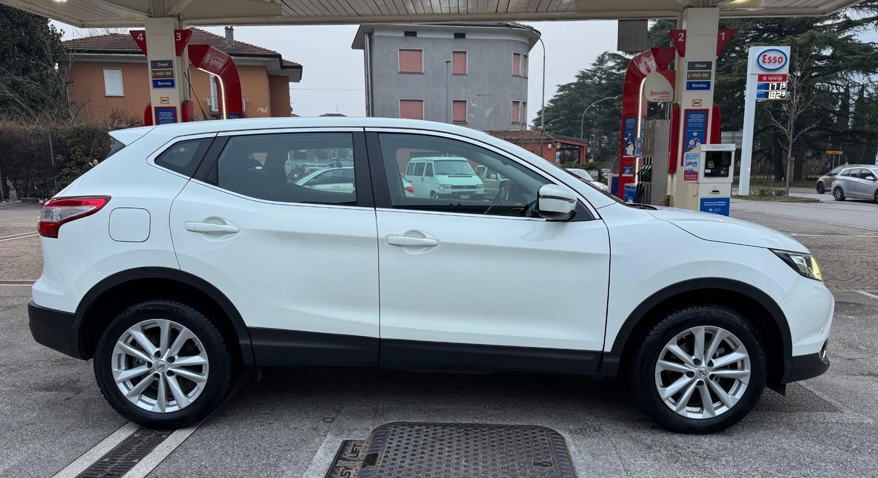 Nissan Qashqai 1.5 dCi Tekna