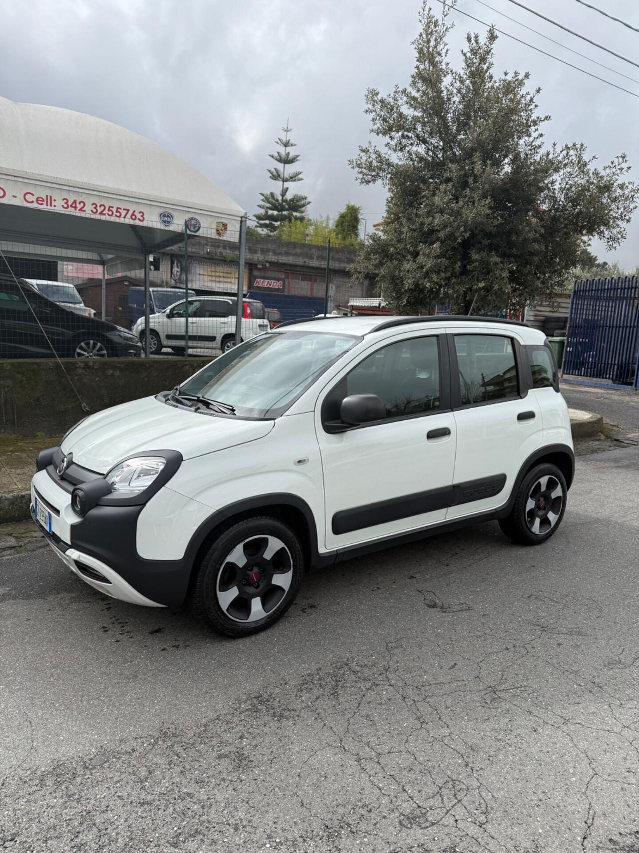 Fiat Panda 1.0 FireFly S&S Hybrid City Cross