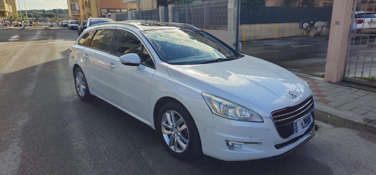 Peugeot 508 2.0 HDi 140CV SW Ciel Allure