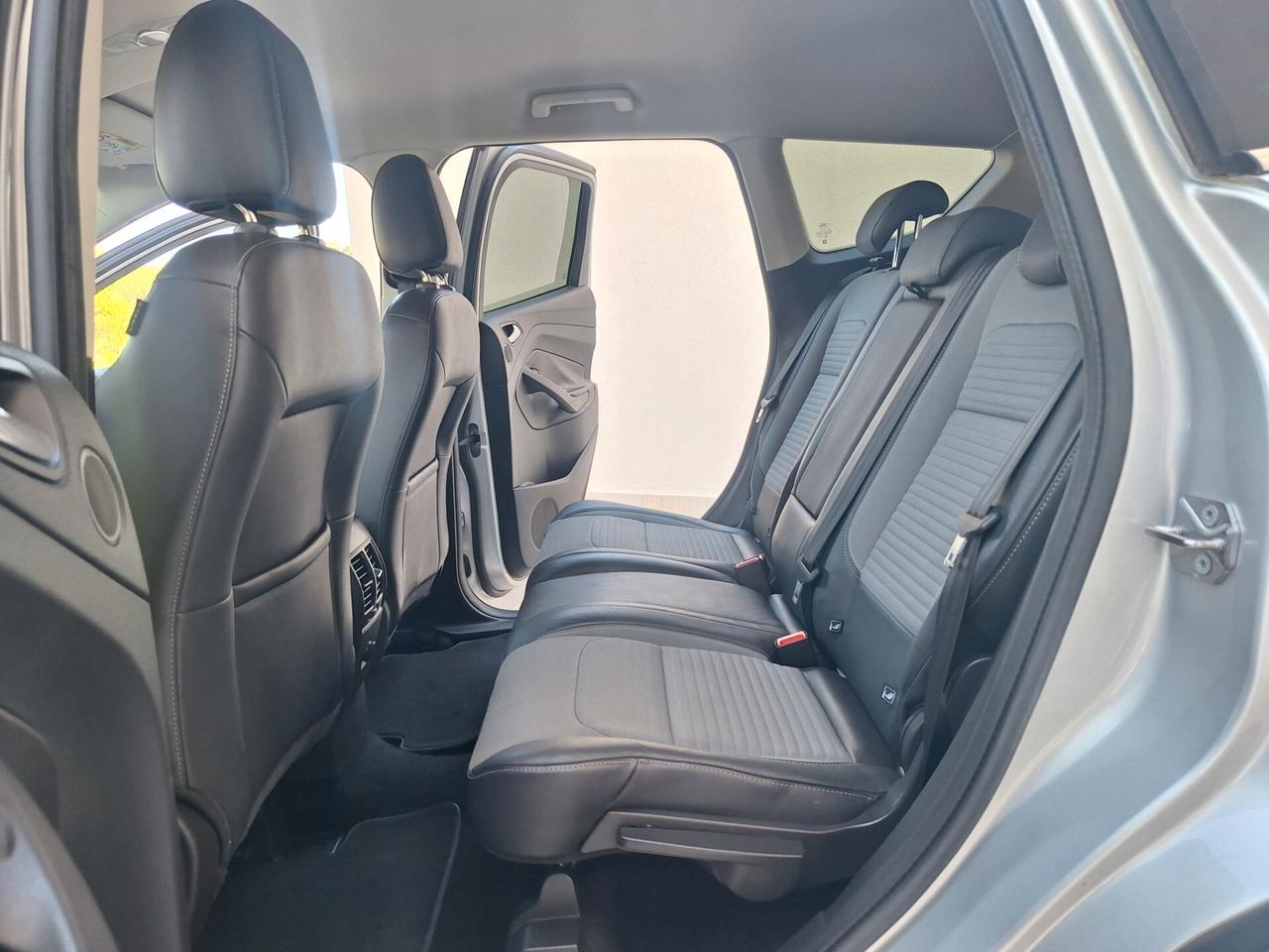 Ford Kuga 1.5 TDCI 120 CV NAVI GANCIO TRAINO