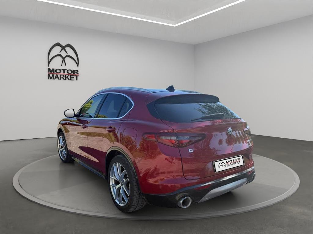 Alfa Romeo Stelvio 2.0 Turbo Ti Q4 AT8