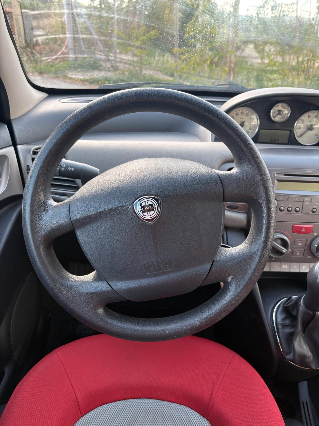 Lancia Ypsilon 1.3 Multijet
