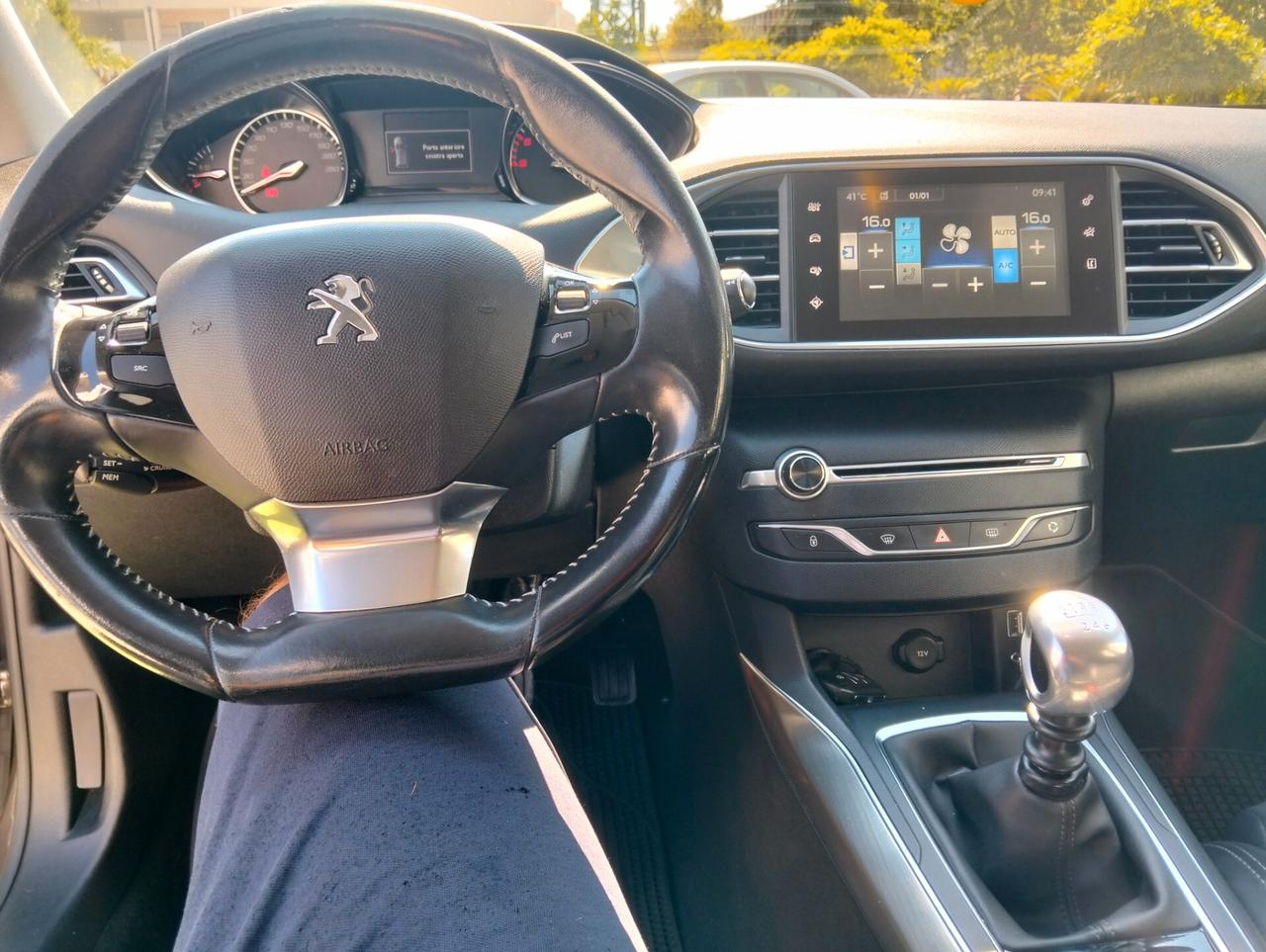Peugeot 308 BlueHDi 120 S&S Allure