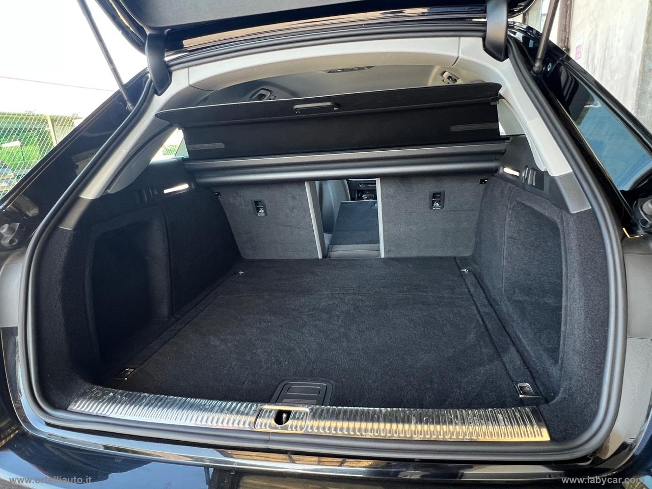 AUDI A4 Avant 35 TDI/163CV MHVE S tronic Business IVA DEDUCIBILE