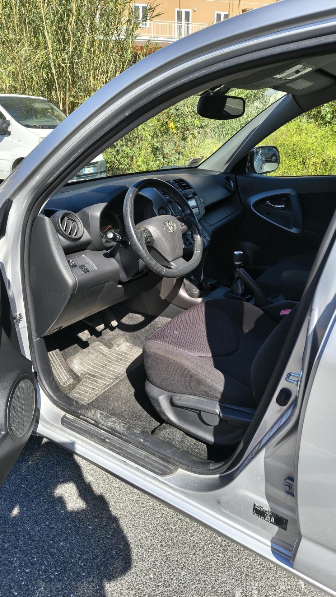 Toyota RAV 4 RAV4 Crossover 2.2 D-4D 150 CV DPF Luxury
