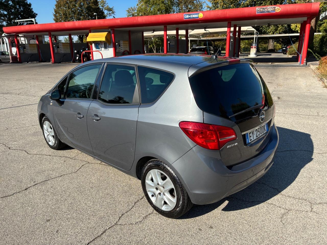 Opel Meriva 1.4 cc GPL fino al 2035 61.000 km perfetta pari al nuovo