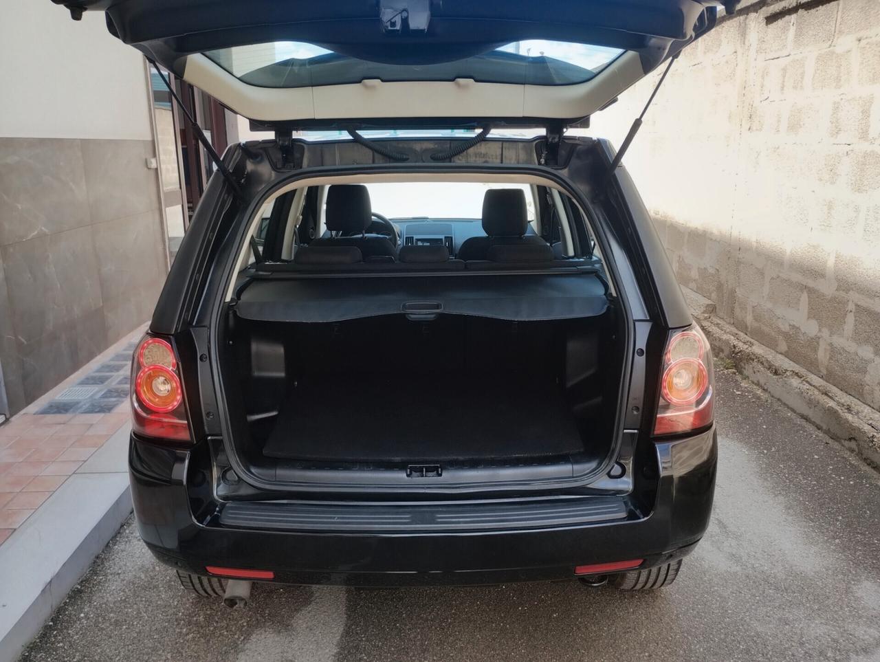 LAND ROVER FREELANDER 2.2 TD4 TAGLIANDATA + GARANZIA E SOCCORSO