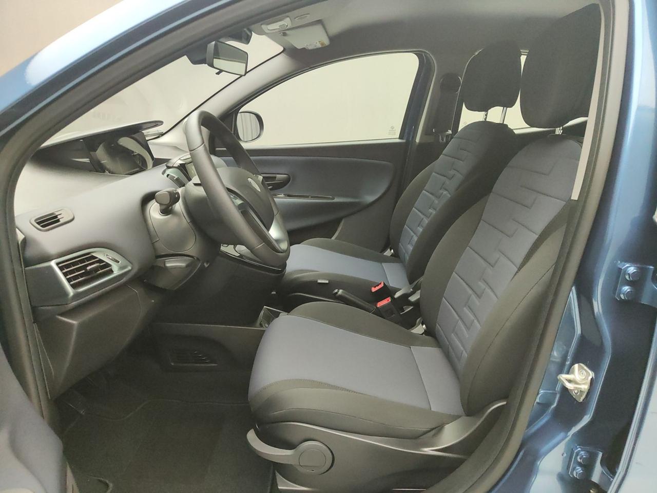 LANCIA Ypsilon III 2021 1.0 70CV HYBRID PLATINO