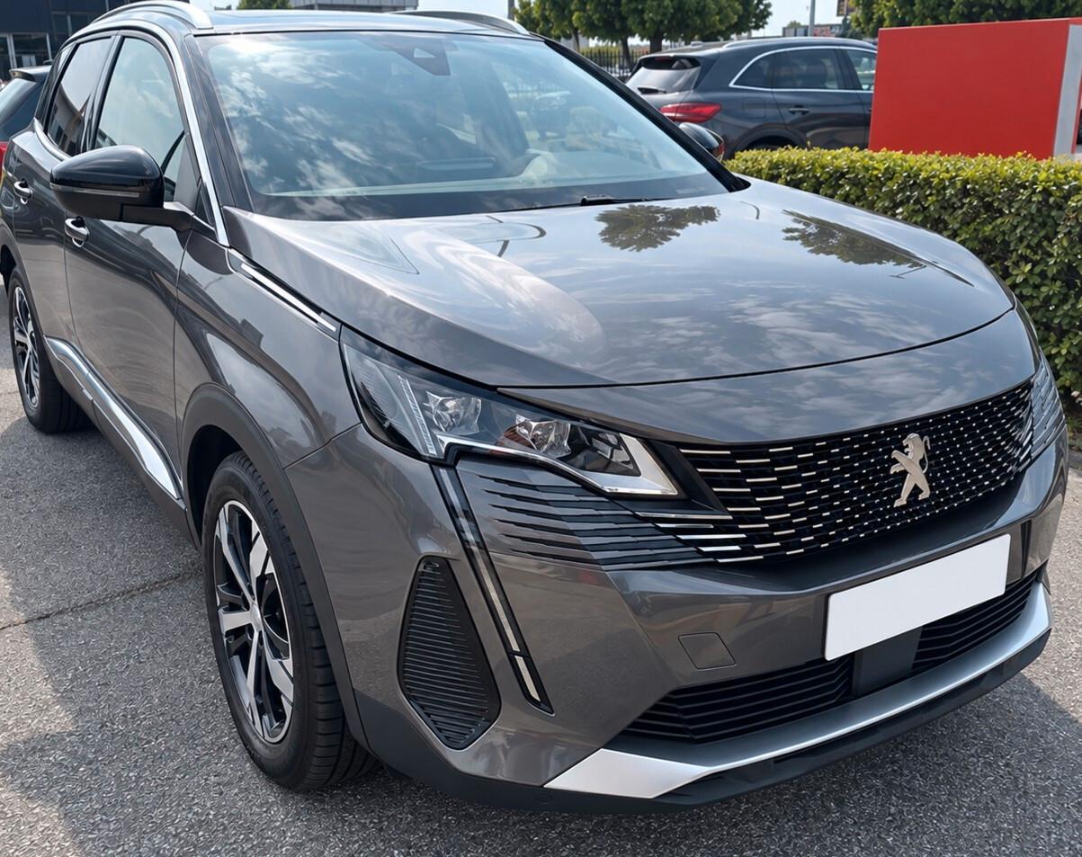 Peugeot 3008 130cv EAT8 GT Pack tetto panoramico