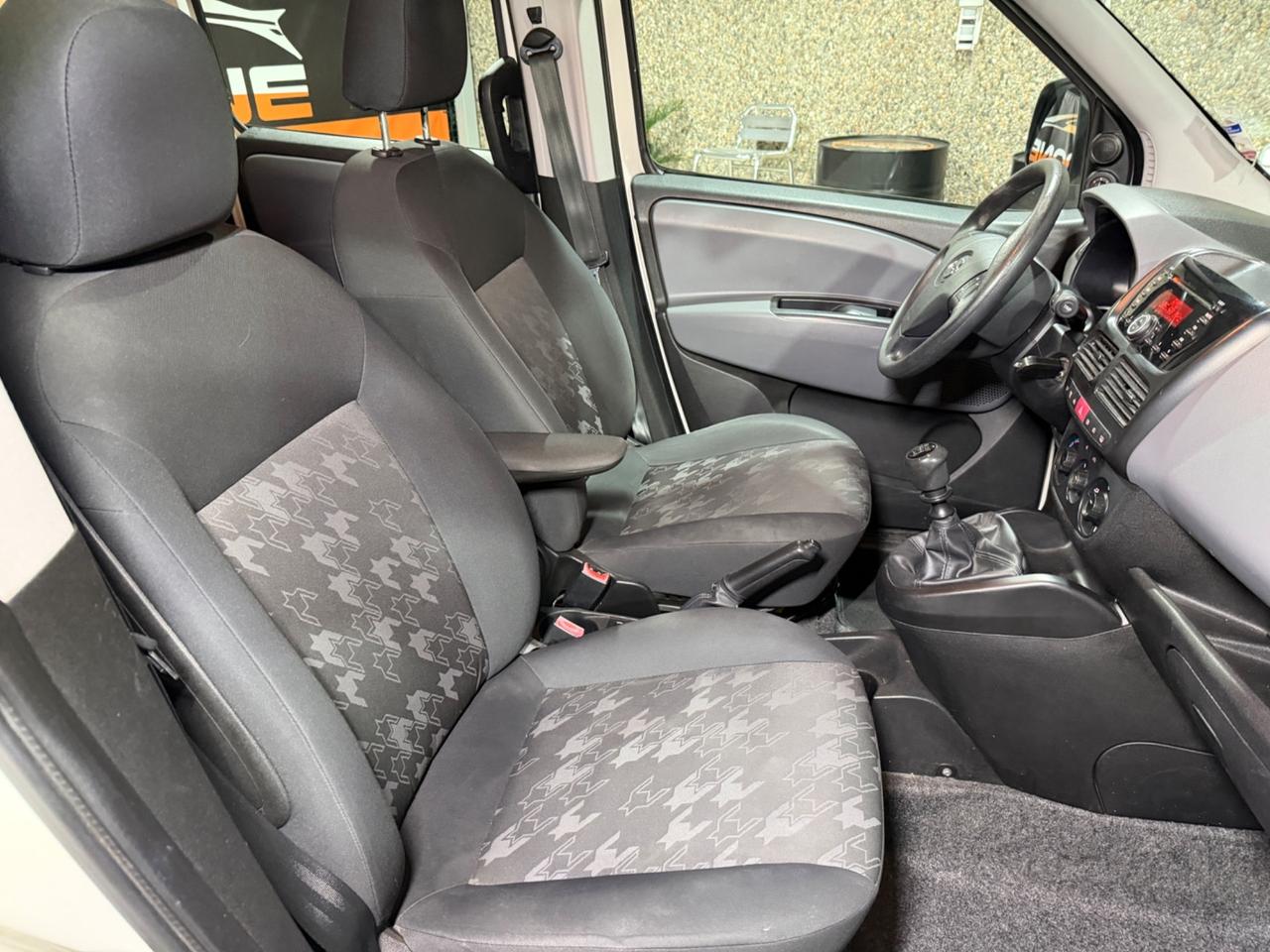 OPEL COMBO 1.6CDTI TETTO ALTO PEDANA OMOLOGATA DISABILI